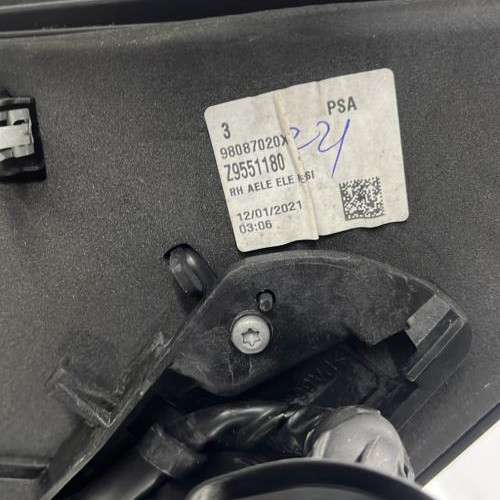 106724560-03d92438-5b4a-4e78-888d-4d11d6932db7-Piece-Retroviseur-droit-98087020XT-CITROEN-JUMPY-3-M-596f97a1d2733eb827e89c4867a581cbdb12600092da8eaeed096ba9df7de178_m.jpg