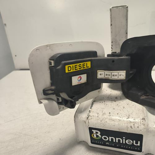 106724562-d8ef086f-5ea8-4f87-9adb-db0ecfb9e114-Piece-Trappe-dessence-98087269ZM-CITROEN-JUMPY-3-M-ca490a9a9b098aeea9077c2875a6e3966da4f4debc4c8ceb43994851ed8bf6ba_m.jpg