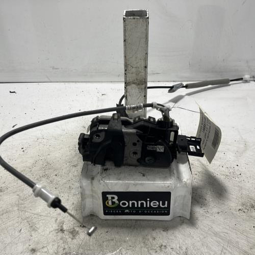 106857105-a37e5df5-bea1-4451-81d8-74a113c00da8-Piece-Fermeture-centralisee-avant-droit-9808414080-CITROEN-JUMPY-3-M-6841c642cb957af70af60eaf01bffb14b2725f568571c4486bd8fd66442e21ad_m.jpg