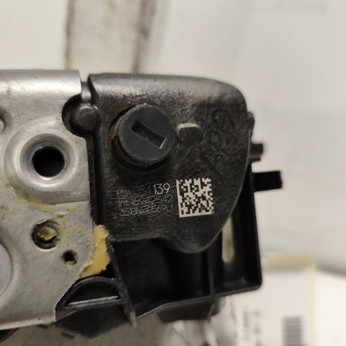 106857106-5946f9b6-20ad-4465-b40f-270dde4abcff-Piece-Fermeture-centralisee-avant-gauche-9808413980-CITROEN-JUMPY-3-M-76b690b2552b0ccd1b3900a251c5958f65878fa3f0c0da1b881f2274376c922c_m.jpg