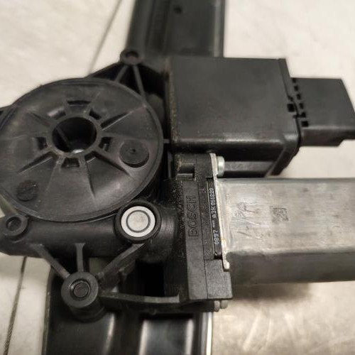 106857110-7b7c9a5e-396b-400e-b1ee-3035986d626e-Piece-Leve-vitre-electrique-avant-gauche-9840159480-CITROEN-JUMPY-3-M-4655866c6e5317981b4c53ea34604b33e72f30f0e022bc210d80614ab93b633f_m.jpg