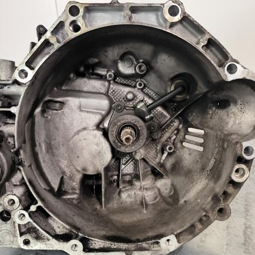 106859427-38e92a40-bb06-4b1b-98c7-19f6e4a0942e-Piece-Boite-de-vitesses-9819585680-CITROEN-JUMPY-3-M-6eda107855a84c64e412fbc75a3c43e81f1233a5b58a023e5a806a90531446ae_m.jpg