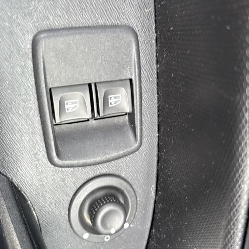 Vehicule-RENAULT-KANGOO%25202%2520PHASE%25202-2021-fc11eacf919972c491c3075b82479a656b4d17c8437c2ceda07e16696e0ee91f_m.jpg