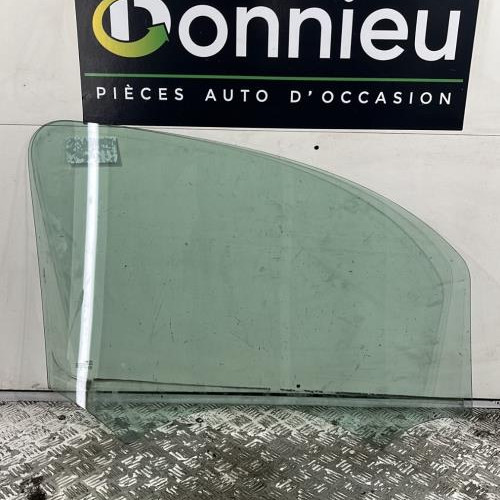 106872494-939265cb-d104-4019-9d54-c303bc9d572d-Piece-Vitre-avant-gauche-8200439460-RENAULT-KANGOO-2-PHASE-2-e703517c2914b84571e39588b439c567a57b08570d64f9885be094e1010686db_m.jpg