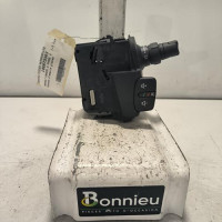 106873303-ec6cb7a9-6a18-451c-843e-d1dacac2ac1e-Piece-Commodo-dessuie-glaces-8201577535-RENAULT-KANGOO-2-PHASE-2-e220c32330846fd4e6d97c7ab45918c432a3b04b8206d6b2726e527ddc461093_m.jpg
