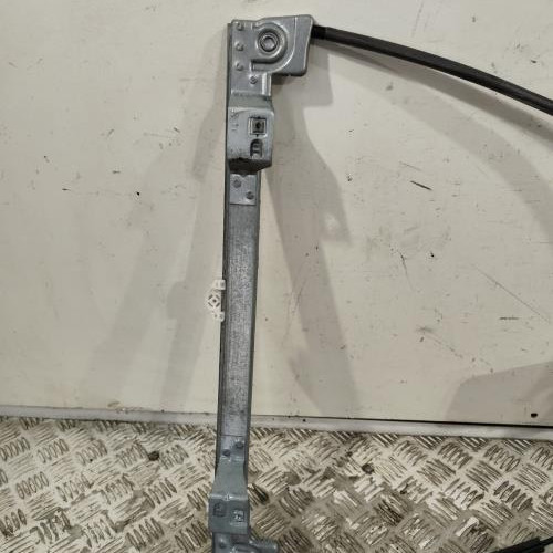 106873310-f118b18c-9e81-4d41-868a-27f7d58852d4-Piece-Leve-vitre-electrique-avant-droit-807207012R-RENAULT-KANGOO-2-PHASE-2-483a775c7de92c65c7d4f62012b0027ab6cfdc748ab26294c1227db6ad4bfe4f_m.jpg