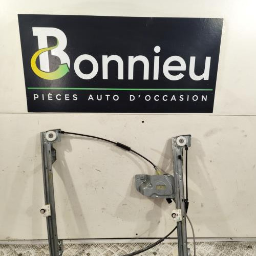106873310-e1b82b4b-02fc-4e30-a4f5-8b829a599e2d-Piece-Leve-vitre-electrique-avant-droit-807207012R-RENAULT-KANGOO-2-PHASE-2-8d01547a3e5b9d66c5192e70ff5e485b2fef3defb51f026b1cc9575880c50e90_m.jpg