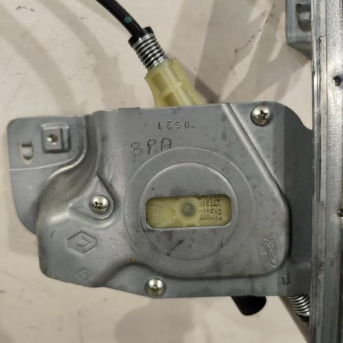 106873310-850cf031-12d7-477c-80f7-4f2b56e9a309-Piece-Leve-vitre-electrique-avant-droit-807207012R-RENAULT-KANGOO-2-PHASE-2-9af6bf2d285c1bc60c97b81a213d462bb00262c8ebe3d6cdf357e965fb3c3f88_m.jpg
