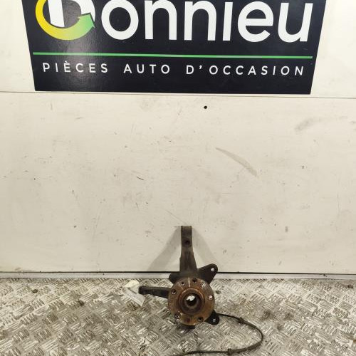 Fusee avant droit