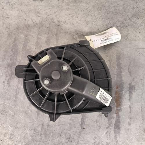 106874556-ea132f66-152d-4b76-a4c0-ad69f38d14b0-Piece-Ventilateur-chauffage-7701068992-RENAULT-KANGOO-2-PHASE-2-b9e54182fa95e03bcb65197896b453506c422bb420135662dd84f647c3344fa6_m.jpg