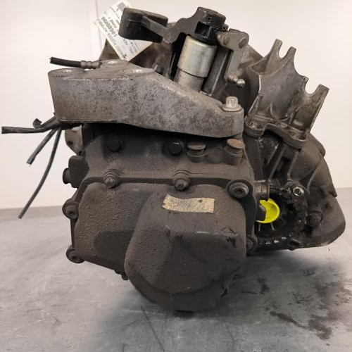 106880908-e81f929e-9077-49e4-856b-13f003f17925-Piece-Boite-de-vitesses-24583199-OPEL-MERIVA-B-PHASE-2-2ef6d5ed10a74b195cc20db651c517a3ca871bd5f4065fbb4bc6f1ffe0894b99_m.jpg