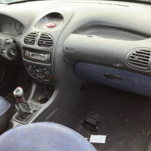 Vehicule-PEUGEOT-206%2520PHASE%25201-2001-d87b7cda637cb2a5fce6a1d59081baf8fd1fd910df1754786f87c9587d3e8d14_m.jpg