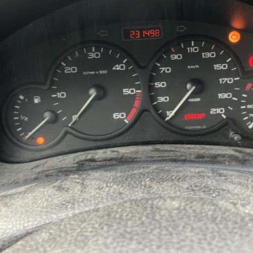 Vehicule-PEUGEOT-206%2520PHASE%25201-2001-440db3c990cfec0e4d3bcf1759b7ab9b7a7ceaec94209709895433b6a82832e8_m.jpg