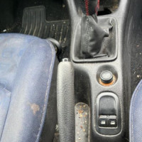 Vehicule-PEUGEOT-206%2520PHASE%25201-2001-fb30a09676955e42210c39c32684f11bfdd0794596ca6335f9eb631652cb106f_m.jpg