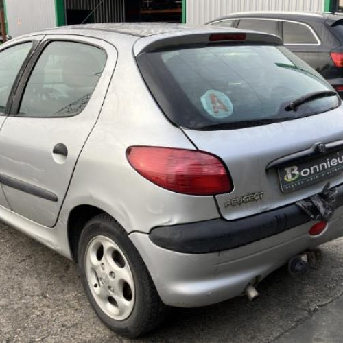 Vehicule-PEUGEOT-206%2520PHASE%25201-2001-3284adc045d88259861e50f67ea594db8c199601f021e8bfc506181abebd135f_m.jpg