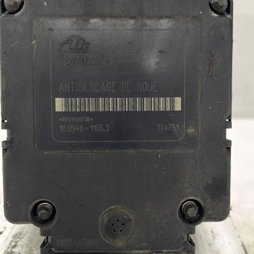 106917471-b355b927-b650-494f-a5e7-8ec2a3c636fc-Piece-Bloc-ABS-freins-anti-blocage-454143-PEUGEOT-206-PHASE-1-6d7abaa1baedfb922a9423d19a850629cc9535f7c877cfab58e5d48e4e310aeb_m.jpg