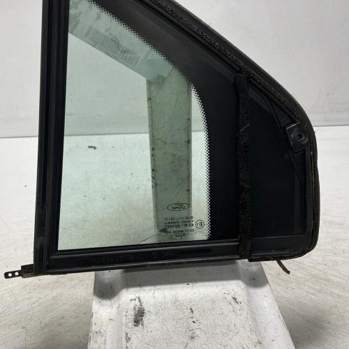 106937693-0c94d85c-8eae-4dae-82b9-8c550ab92832-Piece-Custode-arriere-droit-porte-1353920-FORD-MONDEO-2-fc3b8af3c13a2600c53155f7574cc824780c6e82fdb59a51b8719736075f11cf_m.jpg