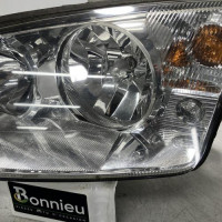 106937708-cfbffa79-3a06-4be5-9dad-b616aaab3033-Piece-Optique-avant-principal-gauche-feuxphare-1435624-FORD-MONDEO-2-ed006b22217b5929b9de7365f800d5a18f51719f656745dec9f8b659af43c912_m.jpg