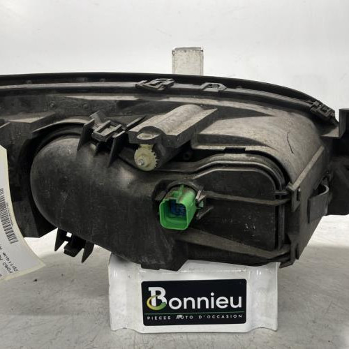 106937708-496b7a8f-0294-44cc-837c-94c6c84eedd0-Piece-Optique-avant-principal-gauche-feuxphare-1435624-FORD-MONDEO-2-abdc1d3c0d94268a0624bbe2cb2cf6ca0985290b00c3acfa1e023b1f4c0c812b_m.jpg
