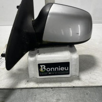 106937730-a5342217-676d-4db3-b703-28c056d8129b-Piece-Retroviseur-gauche-1376111-FORD-MONDEO-2-ceaeb4e95d083b49d7c93e6c2a6dca3ee9f7eb70aa6787287840d966f6da49e9_m.jpg