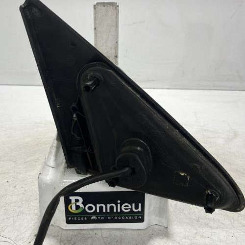 106937730-40f88622-c833-4502-a666-4fe44a3cd09f-Piece-Retroviseur-gauche-1376111-FORD-MONDEO-2-4a824260c27bcca004a64b90d1ec8b1b4150fb28de042d9162b81182774e241b_m.jpg