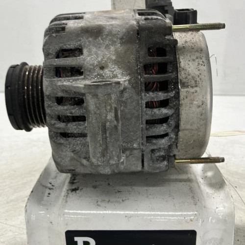 106938093-95fda8de-c1b9-4677-8fbc-92427275e5ff-Piece-Alternateur-1478119-FORD-MONDEO-2-8a77e19db5ebf3cc281a85f8fa3adf8357b834645f781695f286ecf121643bf7_m.jpg