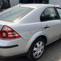 Vehicule-FORD-MONDEO%25202-2005-5be194dcbd717210d1a0083349b14a815b1173e6a823ecd76f0dcd6b3e85da2e_m.jpg