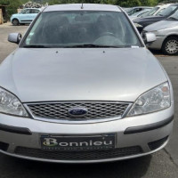 Vehicule-FORD-MONDEO%25202-2005-7a6bc41fbdeed78ef93661dceeeed954488a799cd0a1d32ce54858dd85c8df33_m.jpg