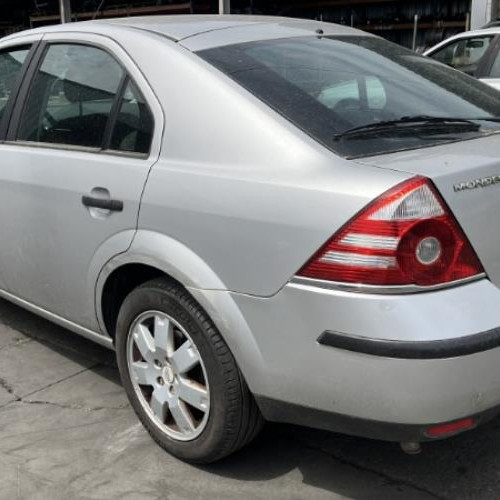 Vehicule-FORD-MONDEO%25202-2005-7ac9abb2fca9f8eaad04cc957fc18950e46e4fac1afc54024c9d722019fe146e_m.jpg
