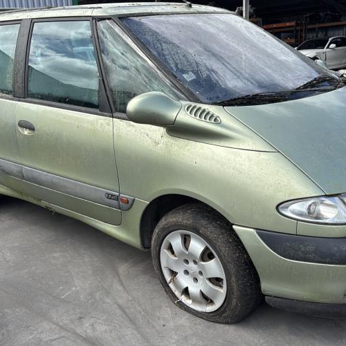 Vehicule-RENAULT-ESPACE%25203-2001-ca442fe426b4c2c2952f804b0e184910cf424299619b79851b8af884e87e50ac_m.jpg