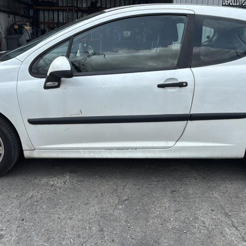 Vehicule-PEUGEOT-207%2520PHASE%25201-2008-e941d7d6324ec5a587b9c30b0b919f81e11366b2153372a00f22c092c1f23e35_m.jpg