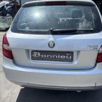Vehicule-SKODA-FABIA%25202%2520PHASE%25201%2520BREAK-2010-e03f3159e358f21560a3b306c7eac22c750508f89b5d3d51ad47fdff1503149e_m.jpg