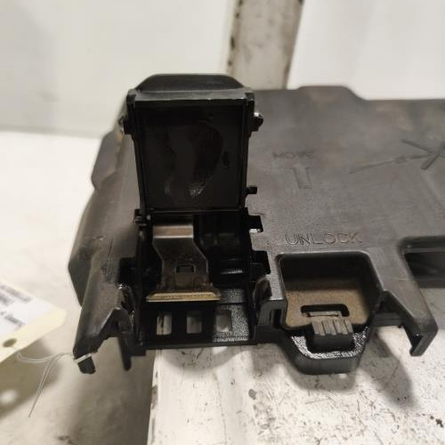 107229041-f0ce1b74-6f0b-4386-98e4-706a7a991d81-Piece-Boitier-bpga-13362767-OPEL-MERIVA-B-PHASE-2-c5a51d945bfb9523d0d7f6c9df17a7ef5e0757dc82c3844cf2925593c26c0634_m.jpg