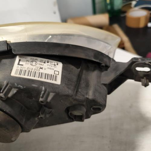 107235337-217ffc94-17c8-4783-934c-e451a2e10be6-Piece-Optique-avant-principal-gauche-feuxphare-620890-PEUGEOT-407-PHASE-1-f196834a155bfad03e1822a24c846a71ab61b7772c58ac6f2dc9b440bbaefd48_m.jpg