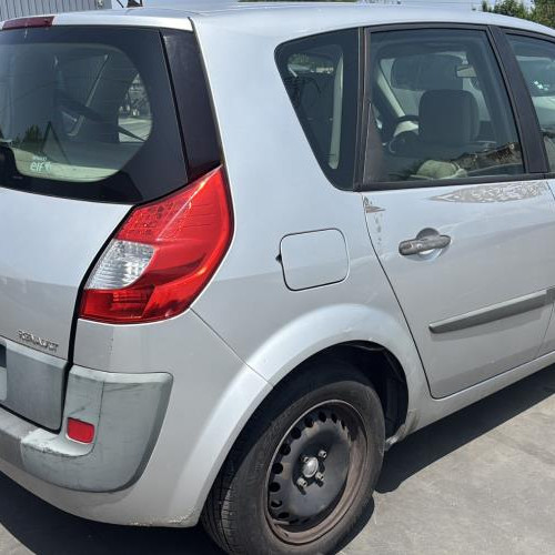 Vehicule-RENAULT-SCENIC%25202%2520PHASE%25202-2007-78afe42833afc478dbe52f32d85bd157e99a65c4f4db94504c07d713b70c80b2_m.jpg