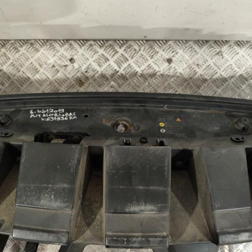 107245133-f12be34a-7f6c-4f3b-a46d-f6b9edc4a731-Piece-Armature-avant-Masque-avant-8200140478-RENAULT-SCENIC-2-PHASE-2-64eda4400cf948228baedf7a1687cc4ec259b241e61ab113b37da17565da3d76_m.jpg