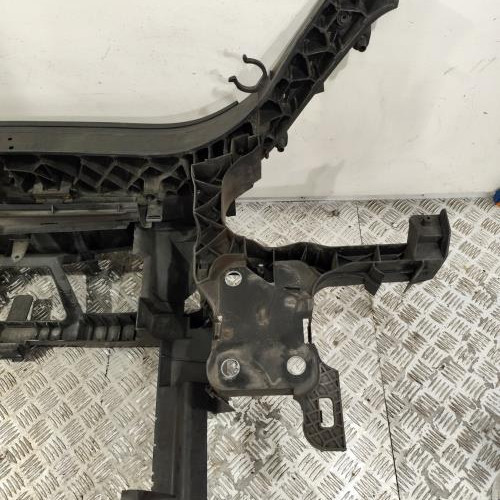 107245133-fe40a1b0-6fe1-4a9e-96b1-21c91c6c0f73-Piece-Armature-avant-Masque-avant-8200140478-RENAULT-SCENIC-2-PHASE-2-c26e490a594d7fb359e1edf14ae3abdbd4285232edf007ea9c91e9d0ce8b0586_m.jpg