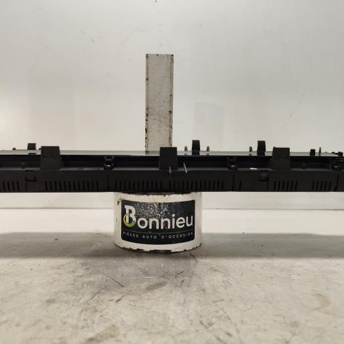 107245148-224c6923-bb38-4db4-a32a-6bb0ec02e213-Piece-Compteur-8200704463-RENAULT-SCENIC-2-PHASE-2-c7ed93379ec98fdb9a680a1c25b0c37453d1ee8845115273da75ce03804aa159_m.jpg