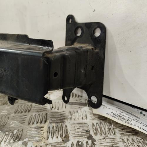 107336894-fc5f6bcf-3ef2-409d-b05a-2179b3586360-Piece-Renfort-pare-choc-avant-traverse-5J0807109B-SKODA-ROOMSTER-PHASE-1-d7e69fc1e68338ea71e1ecd5fda66c76bcb4beb3ac8b718207a340c8ed3e2612_m.jpg