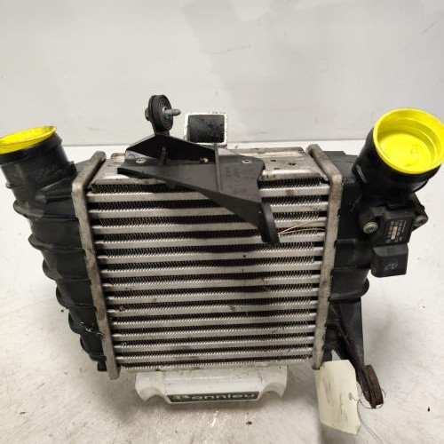 107337654-144b2f04-9c02-45ec-a0ad-8367066dad40-Piece-Echangeur-air-Intercooler-6Q0145804A-SKODA-ROOMSTER-PHASE-1-5dbeefff334f23eea3a801539b620ab150301e01412eee5c71d2d344dd05bb4b_m.jpg