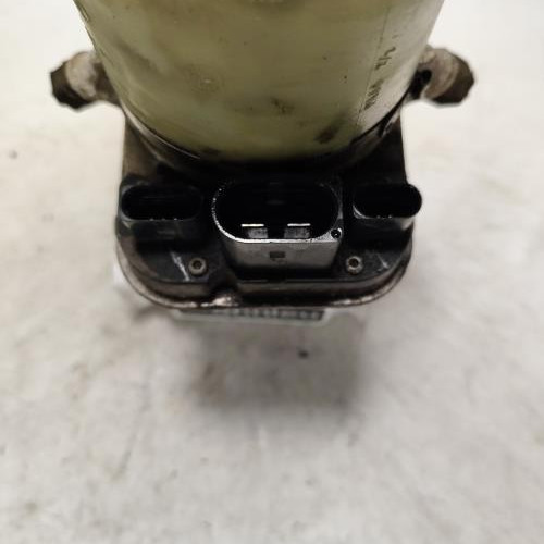 107337660-c075d432-6c12-4e35-864e-3dc418fc9c0a-Piece-Pompe-de-direction-6R0423156C-SKODA-ROOMSTER-PHASE-1-a1928d53581d96a5db12c64a91d5a9ab5c41cb29284f5f777fdc3ecc822c2ba5_m.jpg