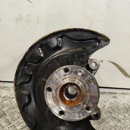 107355015-16d4eb06-223c-458c-934b-e1a771e2ae04-Piece-Fusee-avant-gauche-5Q0407253C-VOLKSWAGEN-GOLF-7-PHASE-1-922fb964a6d4d35a1fd2d10451d757e6cd28472850b83e786ead991d12ce4866_m.jpg