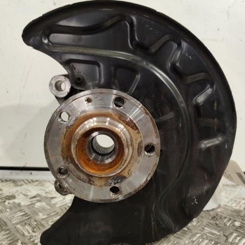 107355016-0b3692d1-5ed6-4d3a-bdd0-230f7a3212ae-Piece-Fusee-avant-droit-5Q0407254C-VOLKSWAGEN-GOLF-7-PHASE-1-79454b9780bd5f4dfb607a646324e6a95116a7fdd86b454650807fc9ab6bd2a8_m.jpg