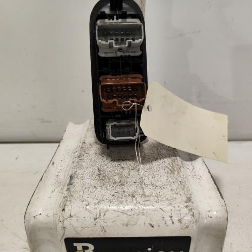 Vehicule-RENAULT-SCENIC%25202%2520PHASE%25202-2007-b04ee377fd58c5029143a04cfc10d7c9c6b309eaa8d339243eddcf5c8ef9be41_m.jpg