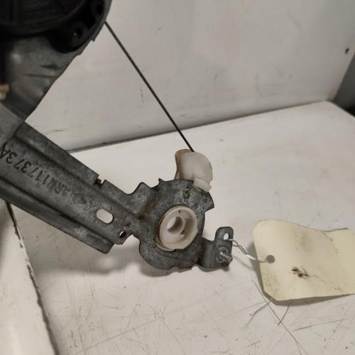 Vehicule-RENAULT-SCENIC%25202%2520PHASE%25202-2007-9bd0713e4b8aeae4f3e618a82a3e9b0735b4bbd6821da3cc5036923cec2c19a7_m.jpg