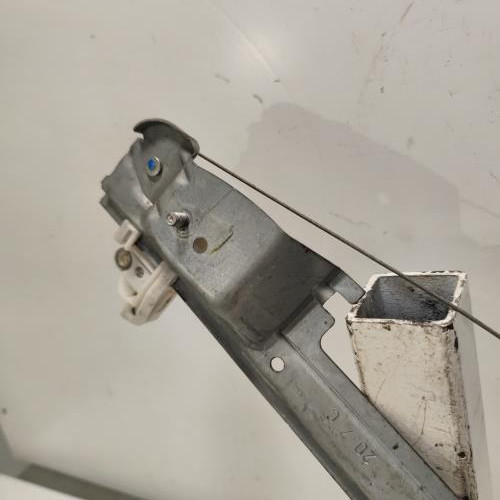Vehicule-RENAULT-SCENIC%25202%2520PHASE%25202-2007-b44fdf2dc1280b2e5f35c01045fa46132b0cd2039c80078c34a21be908073ba2_m.jpg