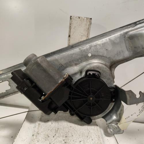 107365977-9f94a8fe-0db7-4acd-be1a-7963a63612ef-Piece-Leve-vitre-electrique-avant-gauche-8201010937-RENAULT-SCENIC-2-PHASE-2-4c72084920c8f5f3e46d4c29dee155054f780ea6c1e821f93f0952fa800465b1_m.jpg
