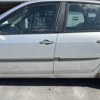 Vehicule-RENAULT-SCENIC%25202%2520PHASE%25202-2007-9bd0713e4b8aeae4f3e618a82a3e9b0735b4bbd6821da3cc5036923cec2c19a7_m.jpg