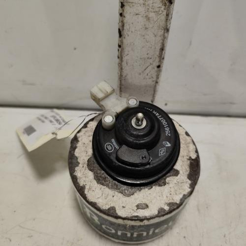 107418654-9e8375ee-4b46-432e-82fd-53cd5e629fd2-Klaxon-256100774R-RENAULT-KANGOO-2-PHASE-2-8ae0cb701315d916b0c50ffd562460cfce2ebb281e484d127fcfac6805e892e6_m.jpg