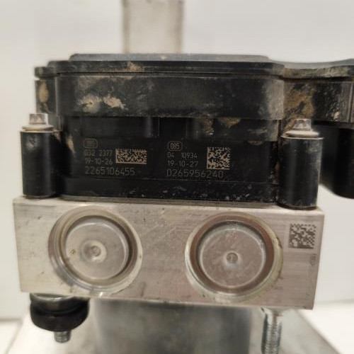 107486475-9cce8a5d-d413-41d4-b29d-c93390283e7d-Piece-Bloc-ABS-freins-anti-blocage-1669575580-PEUGEOT-EXPERT-4-b9509c960913c0ba93bcdc82f828b3eddd6f25300e5677548286bd16f05c46e2_m.jpg